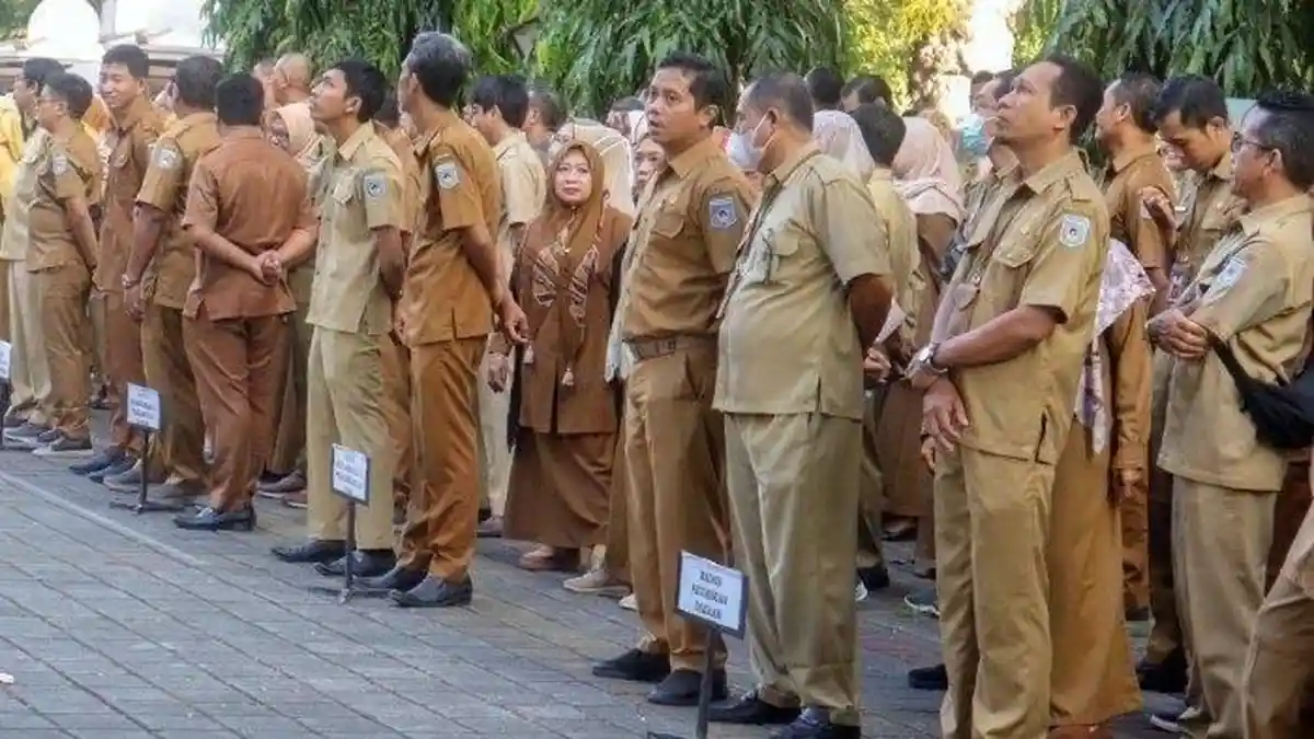 Besaran Gaji ke-13 PNS hingga Pensiunan Cair Juni 2026