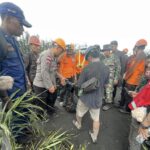 2 Jasad WN Singapura Ditemukan Berpelukan di Gunung Dukono